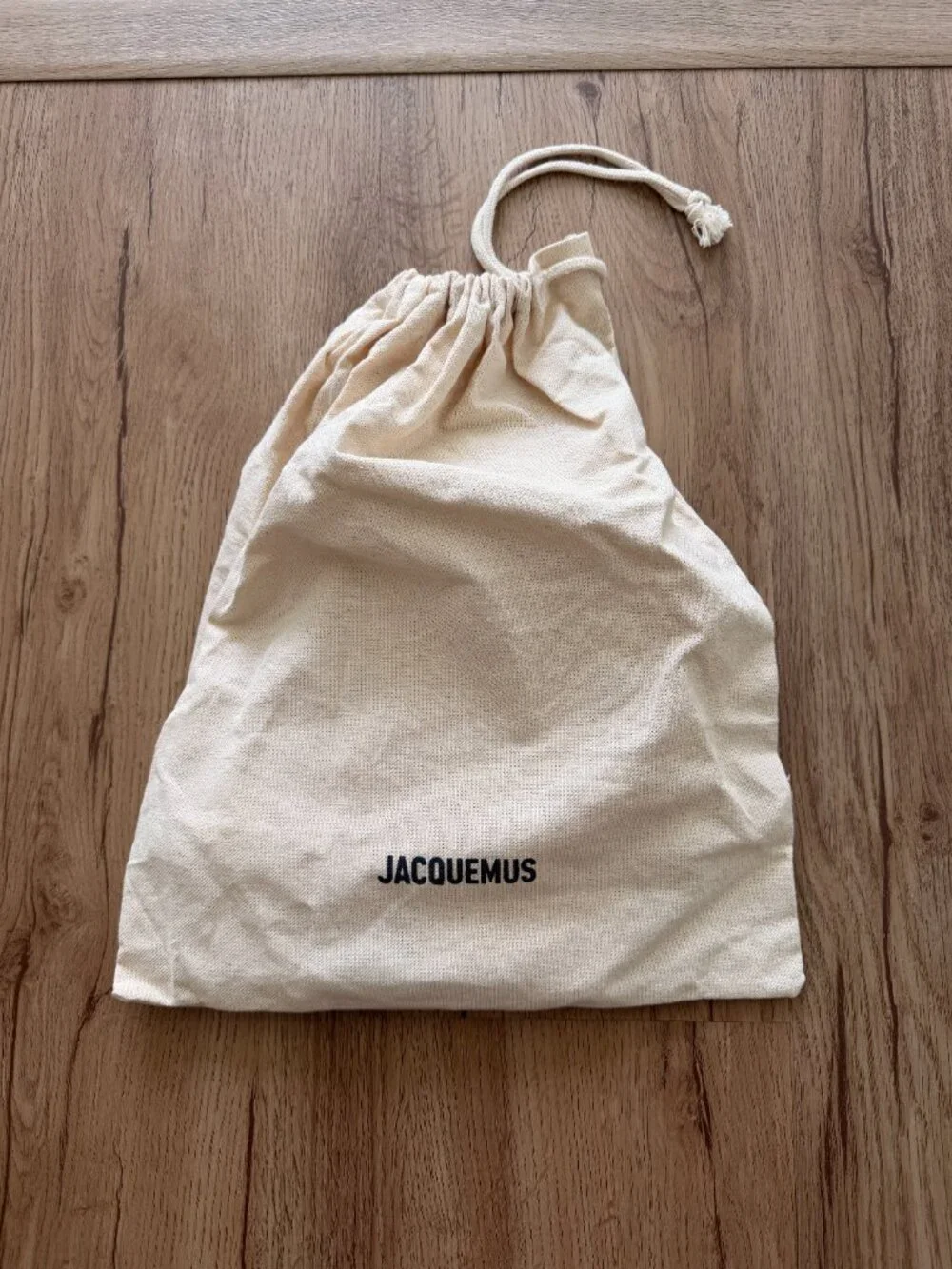 Jacquemus Le Bob Artichaut Bucket Hat – Off-White